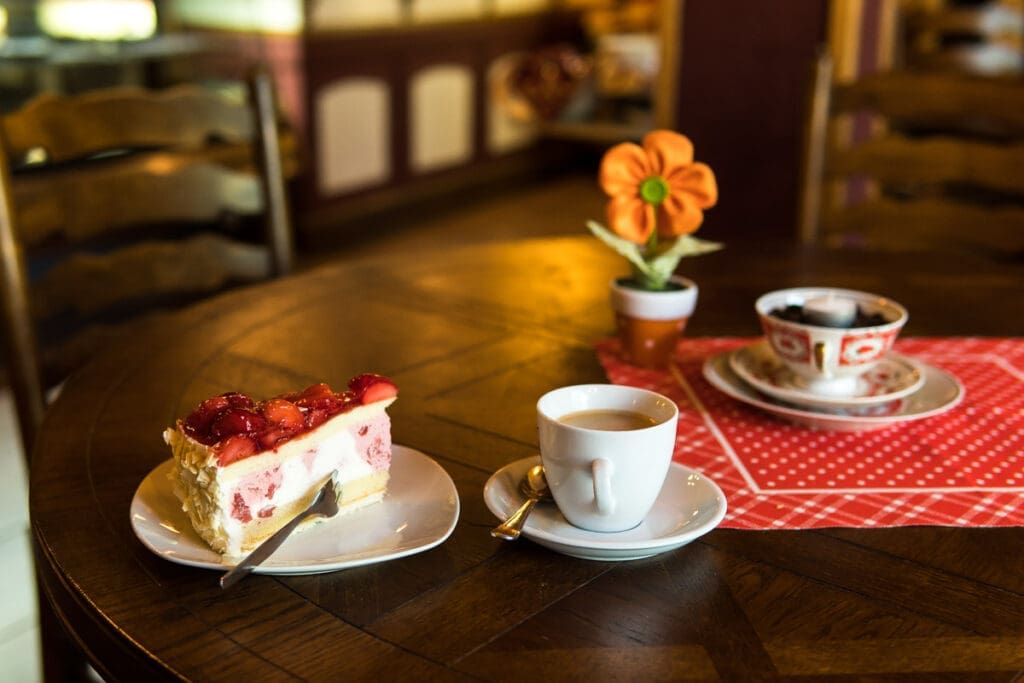 Kafee und Kuchen