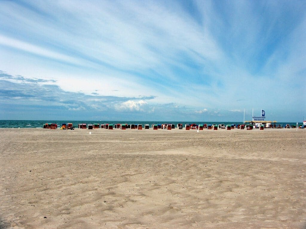 Warnemünde Strand - Bild von Caro Sodar auf Pixabay