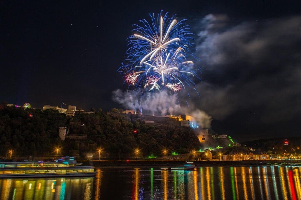 Rhein in Flammen Koblenz - Bild von Udo auf Pixabay